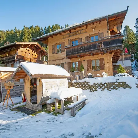 In Near Slopes Apartment *